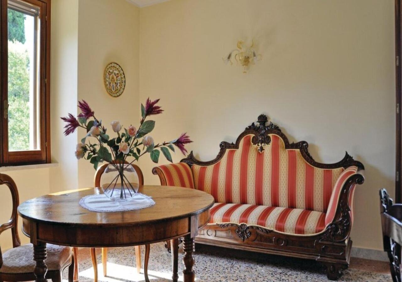 Agriturismo Villa Val D'Olivi Capodacqua  Εξωτερικό φωτογραφία