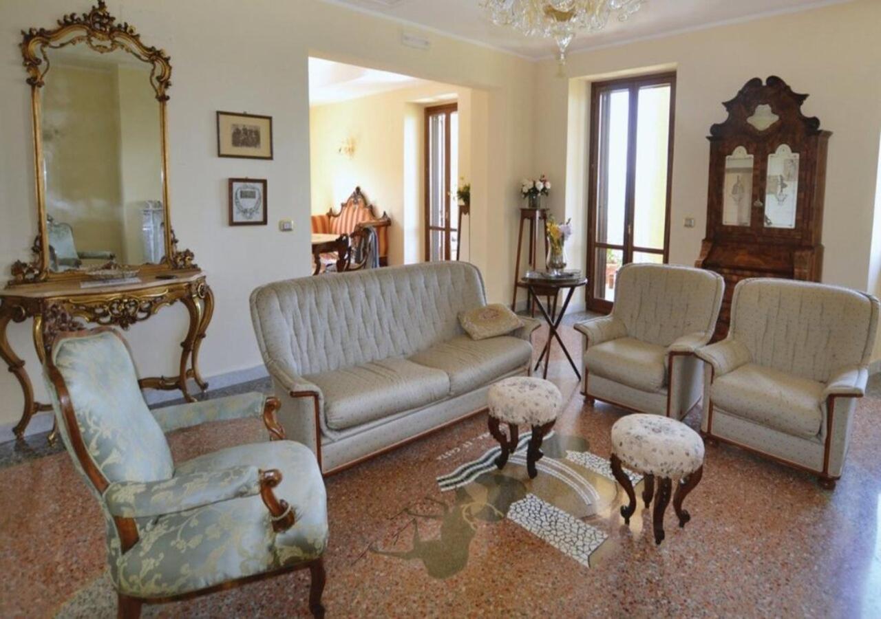 Agriturismo Villa Val D'Olivi Capodacqua  Εξωτερικό φωτογραφία
