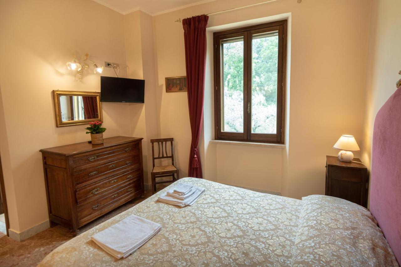 Agriturismo Villa Val D'Olivi Capodacqua  Εξωτερικό φωτογραφία