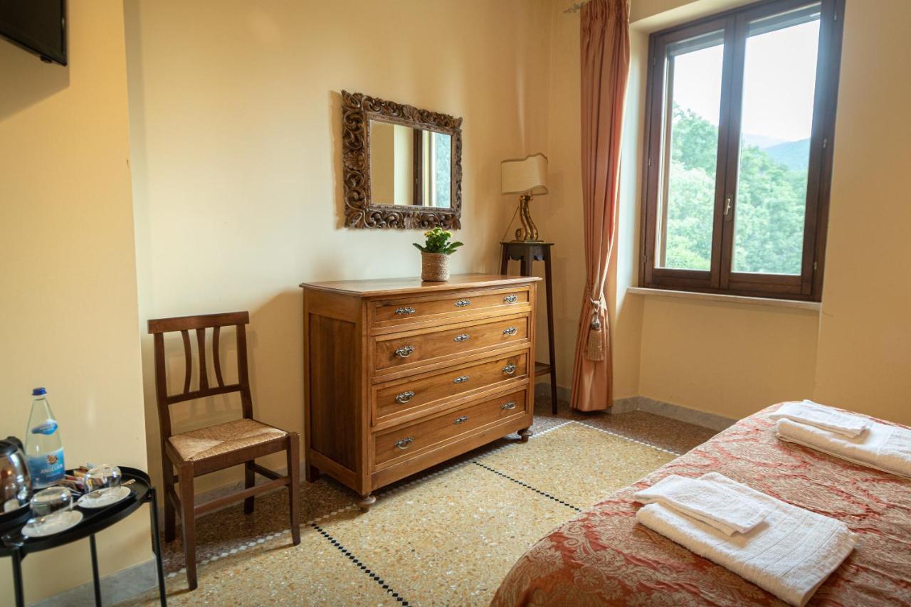 Agriturismo Villa Val D'Olivi Capodacqua  Εξωτερικό φωτογραφία