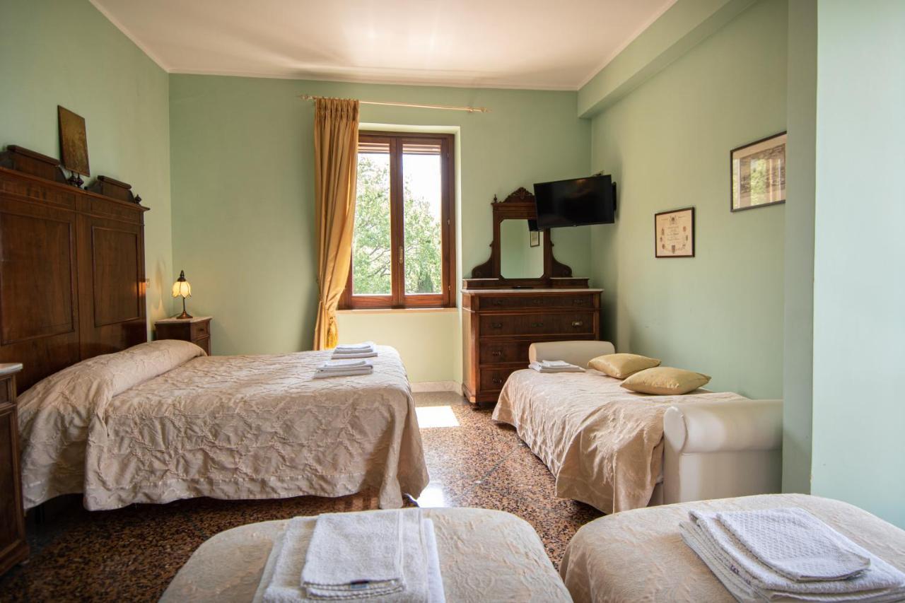 Agriturismo Villa Val D'Olivi Capodacqua  Εξωτερικό φωτογραφία