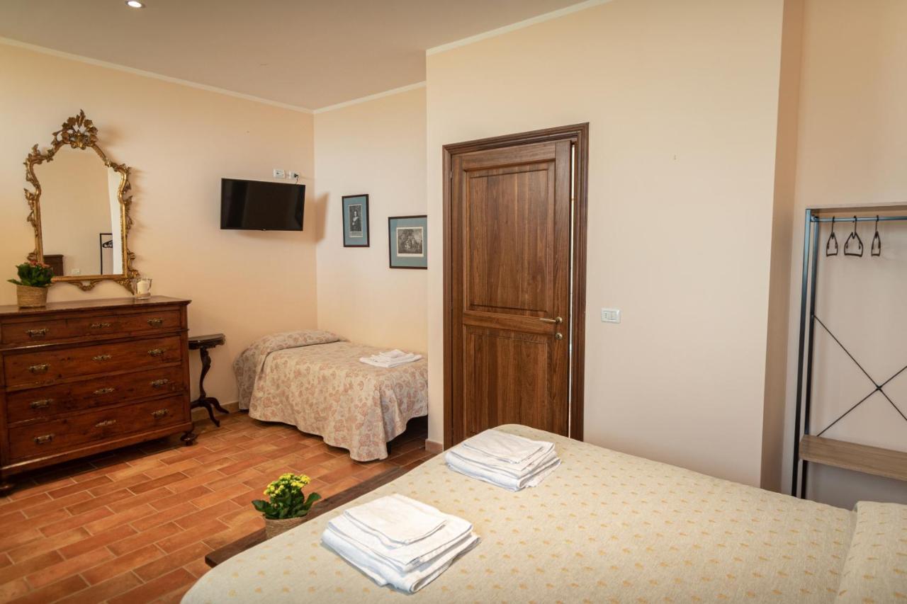 Agriturismo Villa Val D'Olivi Capodacqua  Εξωτερικό φωτογραφία
