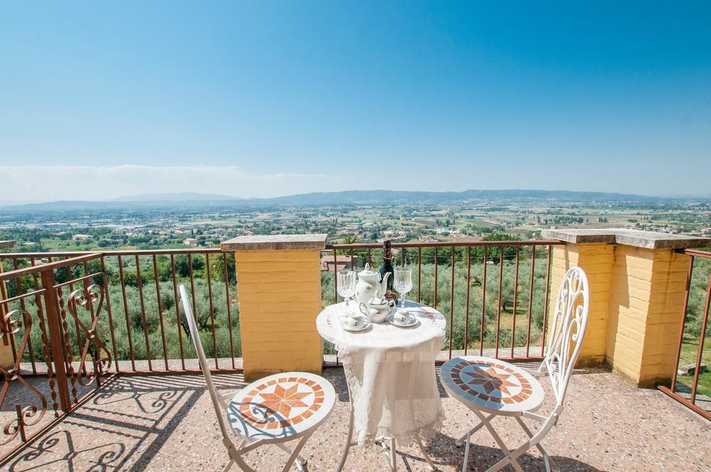 Agriturismo Villa Val D'Olivi Capodacqua  Εξωτερικό φωτογραφία